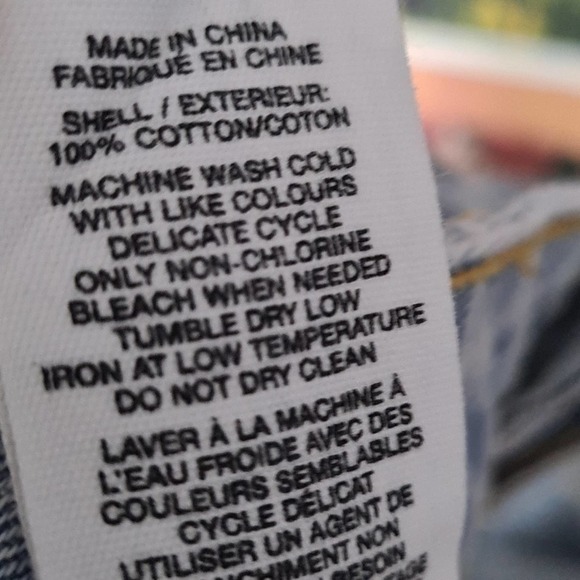 Avec Les Filles Raw Hem Distressed Jeans Size 29 NWT - Picture 5 of 7